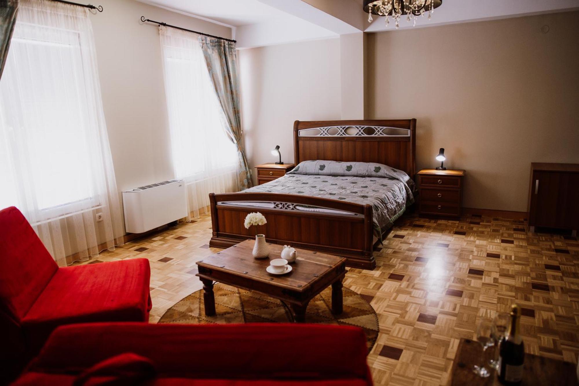 Bela Kuka Hotel Bitola Exterior photo